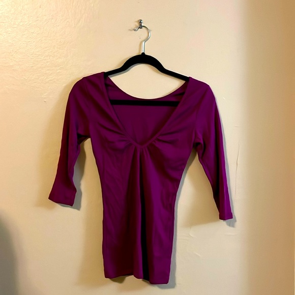 Victoria’s Secret Magenta Low V Neck 3/4 Sleeve 100% Cotton Tee XS - Picture 1 of 8